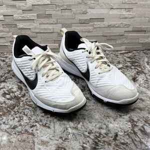 Nike Men's White and Black Golf Shoes